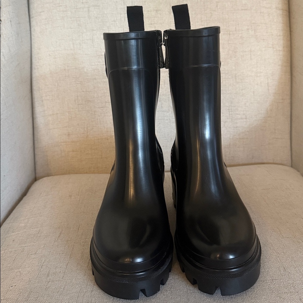 Moncler Black Loftgrip Rain Boots - Picture 2 of 13